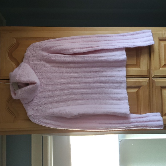 Fluffy, Super Soft, Wool & Angora Sweater (Feels Like Cashmere), M - Picture 8 of 10